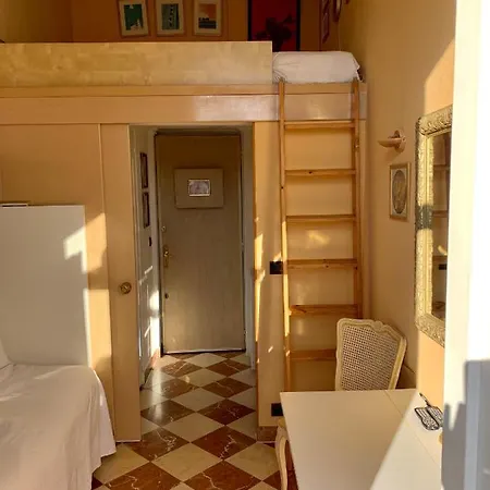 Sweet Claridge Champs-elysees * פריז